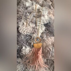 Gold and Pink feather Necklace💖